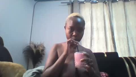 dellarine517299 online show from 01/08/26, 08:16