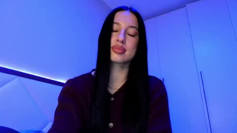 Snapshot of delly_love chatting on 04/28/26, 08:14 delly_love online show from 04/28/26, 08:14