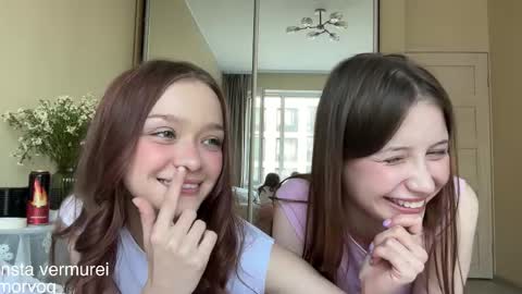 Delora online show from 09/09/25, 01:21