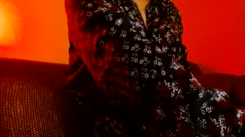 Snapshot of delphine_x chatting on 10/30/25, 09:15 Delphine online show from 10/30/25, 09:15