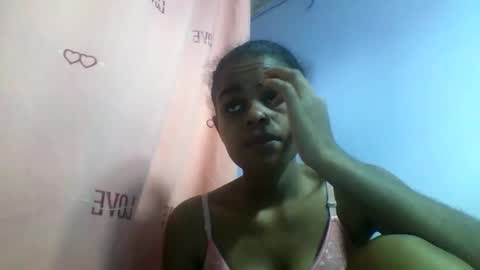 delphine online show from 03/29/26, 08:25