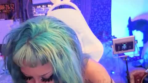 TankinBody online show from 02/23/26, 03:15