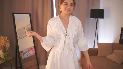 Snapshot of demetricekanady chatting on 06/25/26, 05:12 Hi my name is Sari nice to see you in my Room online show from 06/25/26, 05:12