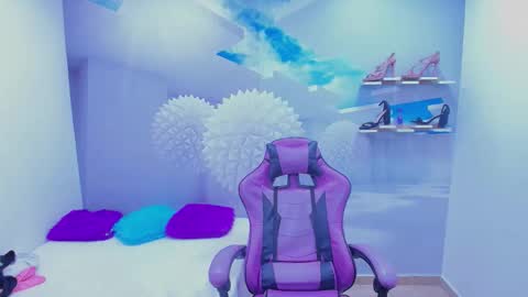 DEMI online show from 11/07/25, 12:49