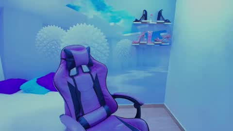 DEMI online show from 11/18/25, 12:20