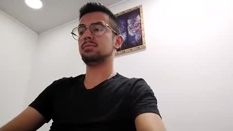 Snapshot of demian_val_4 chatting on 12/31/24, 12:00 demian_val_4 online show from 12/31/24, 12:00