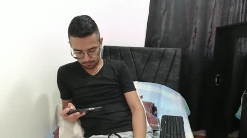 Snapshot of demian_val_4 chatting on 02/08/25, 10:08 demian_val_4 online show from 02/08/25, 10:08
