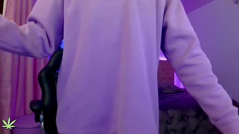 nik online show from 09/27/25, 05:56