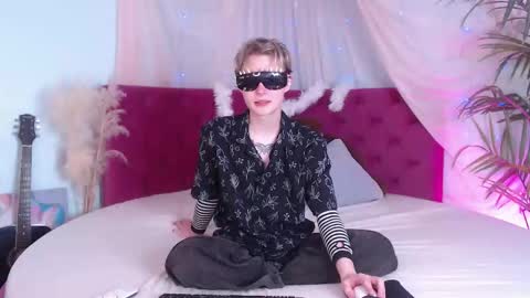 demianenglen online show from 09/21/25, 09:49