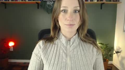 Snapshot of demmetria chatting on 05/19/26, 05:08 demmetria online show from 05/19/26, 05:08