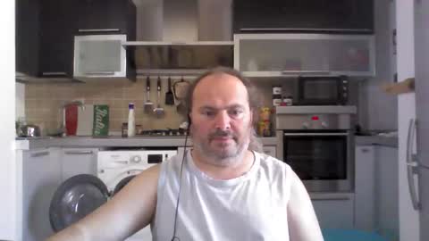 Snapshot of demon52 chatting on 05/18/26, 01:06 DEMON52 online show from 05/18/26, 01:06