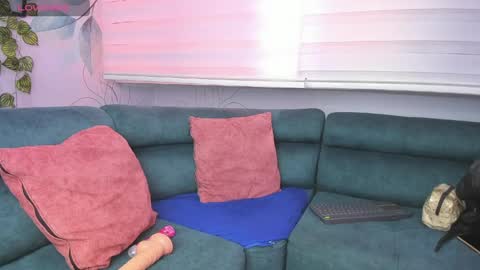 Snapshot of demon_foxx chatting on 04/25/26, 02:25 online show from 04/25/26, 02:25