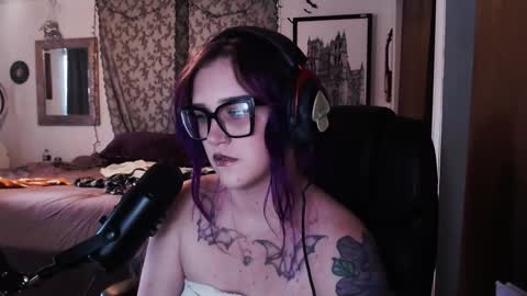 Demoness Mina online show from 10/24/25, 08:49