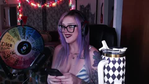 Demoness Mina online show from 04/09/26, 11:21