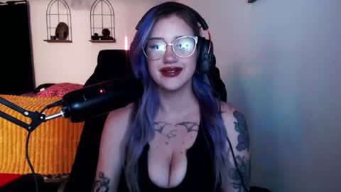 Snapshot of demongf chatting on 08/08/26, 01:41 Demoness Mina online show from 08/08/26, 01:41