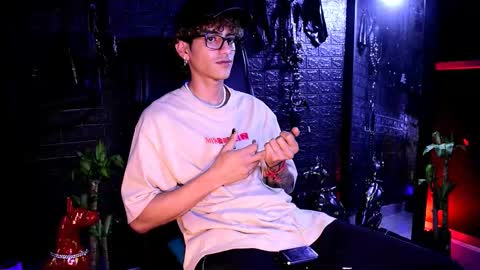 DemonKush online show from 11/07/25, 03:06