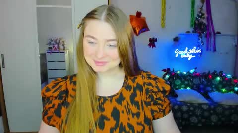 Sophie online show from 12/05/24, 04:01