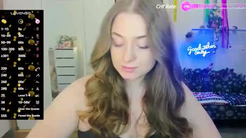 Sophie online show from 01/22/25, 01:00