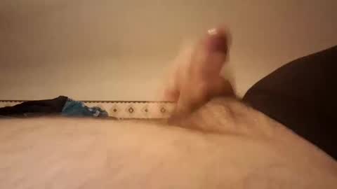 Snapshot of den2807 chatting on 02/11/25, 02:35 den2807 online show from 02/11/25, 02:35