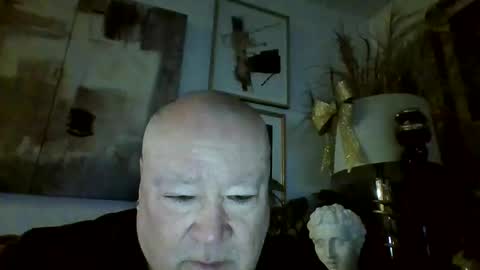 Snapshot of denboisvin2043 chatting on 12/18/24, 11:45 denboisvin2043 online show from 12/18/24, 11:45