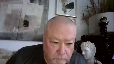 Snapshot of denboisvin2043 chatting on 02/15/25, 12:01 denboisvin2043 online show from 02/15/25, 12:01