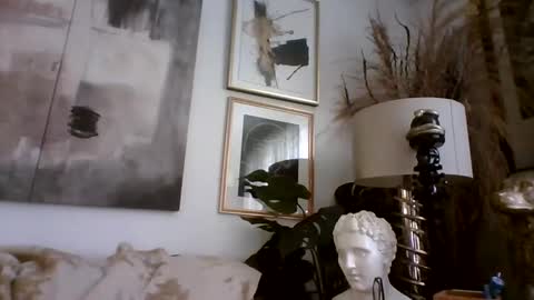 Snapshot of denboisvin2043 chatting on 03/06/25, 11:58 denboisvin2043 online show from 03/06/25, 11:58