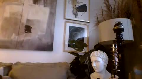 Snapshot of denboisvin2043 chatting on 09/14/25, 10:58 denboisvin2043 online show from 09/14/25, 10:58