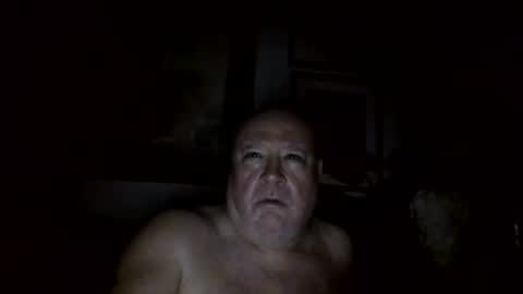 Snapshot of denboisvin2043 chatting on 10/09/25, 01:14 denboisvin2043 online show from 10/09/25, 01:14