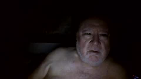 Snapshot of denboisvin2043 chatting on 10/16/25, 01:06 denboisvin2043 online show from 10/16/25, 01:06