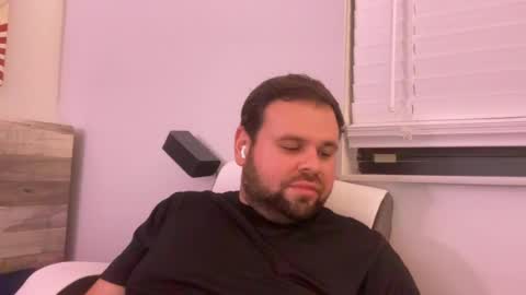 Snapshot of dendriz chatting on 06/16/26, 02:03 dendriz online show from 06/16/26, 02:03