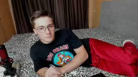 Deni online show from 10/25/25, 06:46