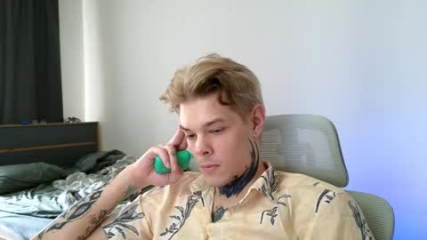 Denis online show from 05/14/26, 12:01