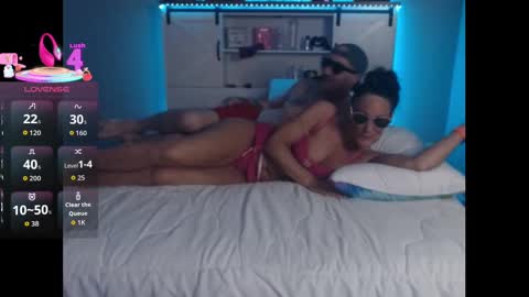 Snapshot of deniseandmoby chatting on 09/21/25, 01:51 Denise Moby online show from 09/21/25, 01:51