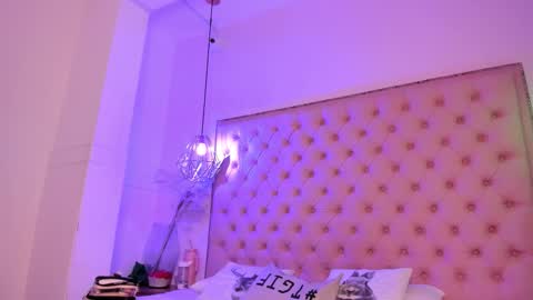 denisse_logan online show from 11/10/25, 03:16