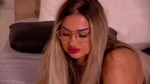 Ela online show from 02/05/26, 09:52