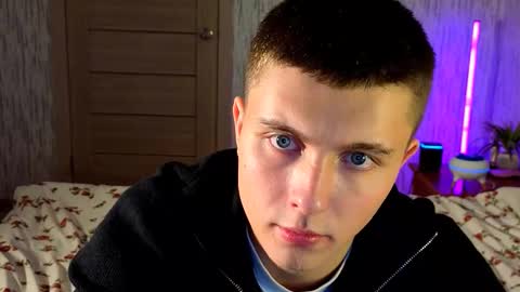 Denis online show from 10/11/25, 04:01