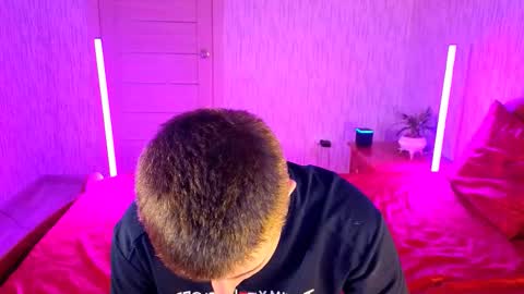 Denis online show from 11/08/25, 03:18