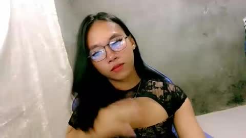 Dens online show from 03/17/26, 04:32