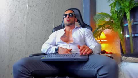 dennis_cox_ online show from 02/19/25, 02:44