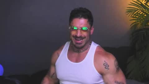 dennis_cox_ online show from 12/03/25, 08:12