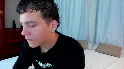 Dennis online show from 05/02/26, 07:41