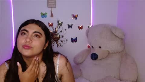 Snapshot of dennis_love_ chatting on 05/11/26, 11:46 rosse online show from 05/11/26, 11:46