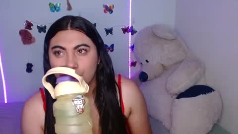 Snapshot of dennis_love_ chatting on 07/09/26, 04:16 rosse online show from 07/09/26, 04:16