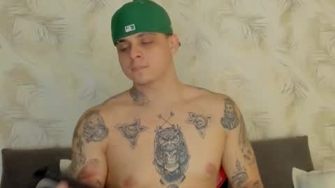 dennis munera online show from 02/09/25, 09:17