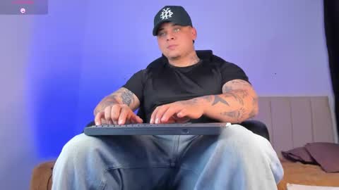 dennis munera online show from 11/24/25, 03:39