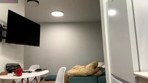 Denni online show from 02/05/26, 04:44