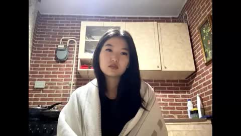 Emma online show from 02/11/26, 02:11