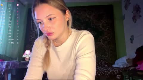 Vi  Victoria online show from 02/25/26, 10:03