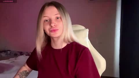 Vi  Victoria online show from 03/29/26, 01:00