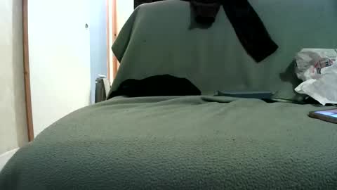 Snapshot of dereck59 chatting on 10/16/25, 06:09 dereck59 online show from 10/16/25, 06:09